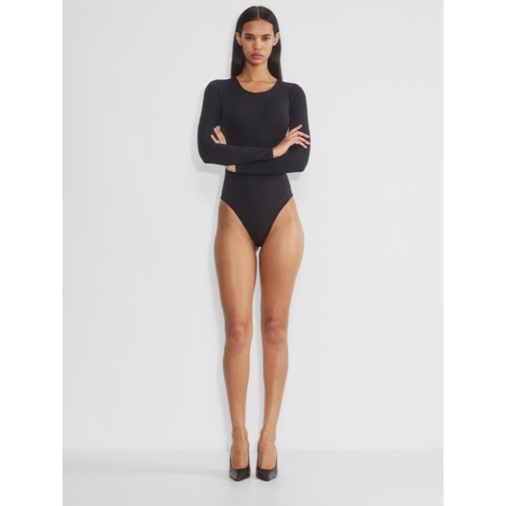 ARITZIA CONTOUR BODYSUIT